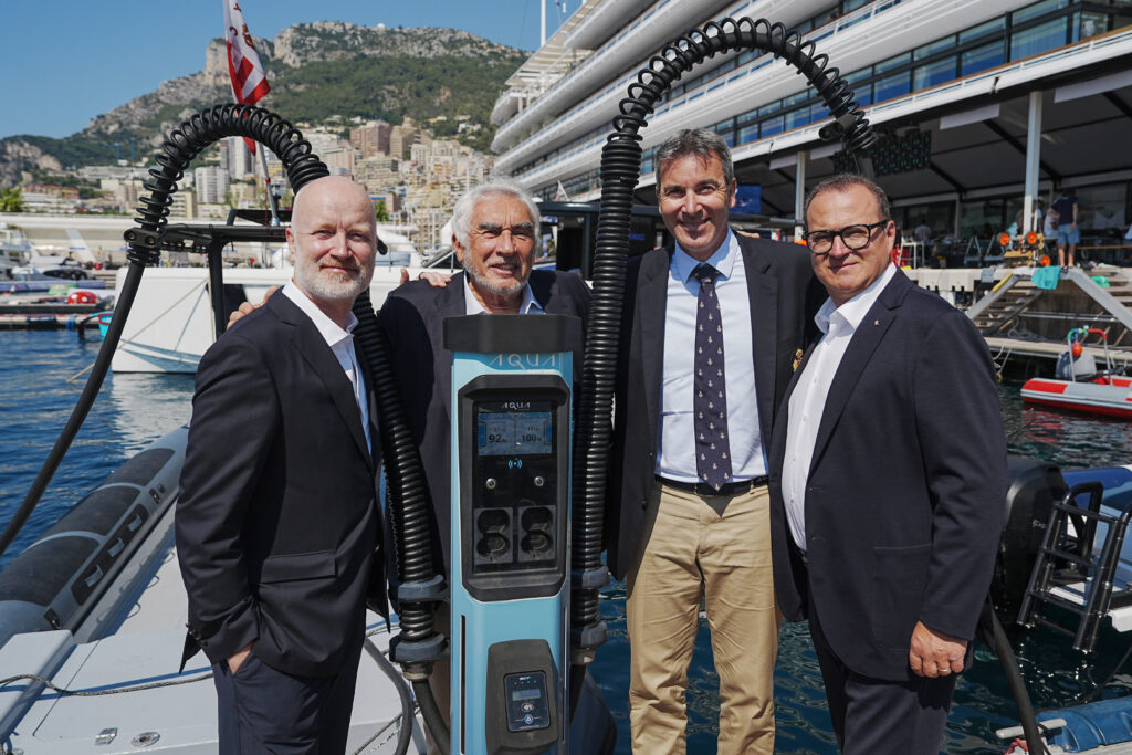 Stewart Wilkinson, CEO of ATV Power, Bernard d’Alessandri, Managing Director of the YCM, Jérémie Lagarrigue, President of the MEBC International Jury and Fabrizio Zago, CEO of NatPower at the Yacht Club de Monaco